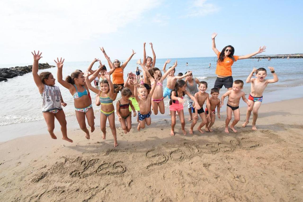 Vias-Plage Camping Les Salisses Quality Holidays エクステリア 写真